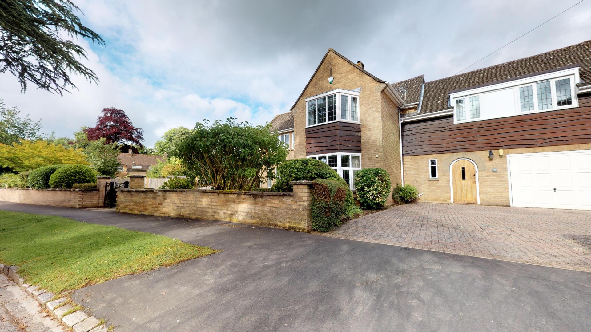 Blenheim Gate House, Woodstock, Citybase Apartments