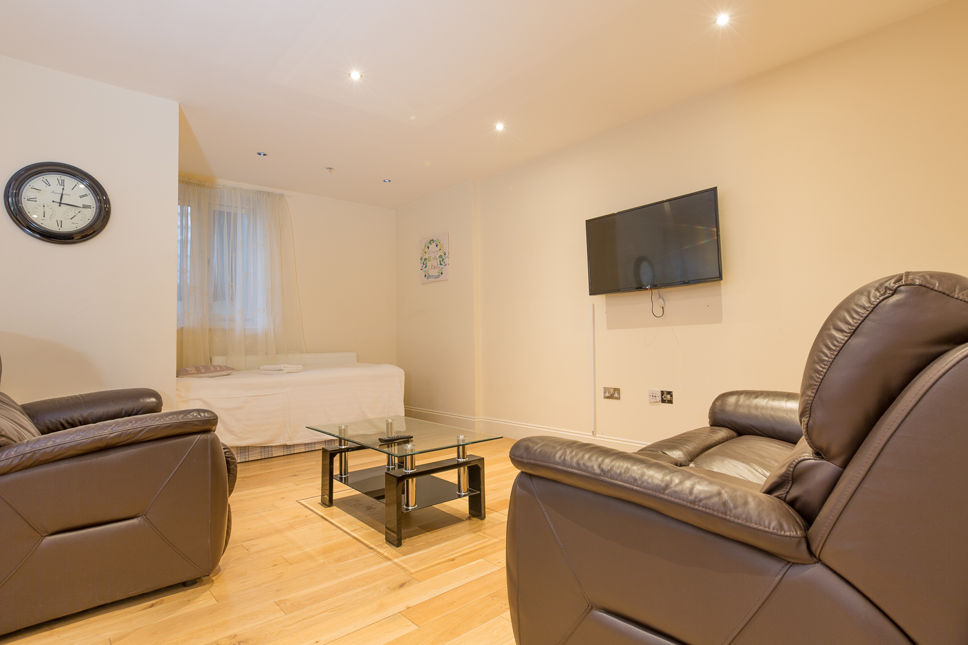 Serviced Apartments & Aparthotels In Bedford Citybase