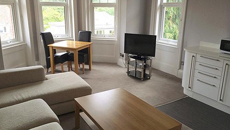 Living area at Alum Chine Beach House - Citybase Apartments